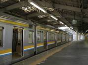 鶴見駅