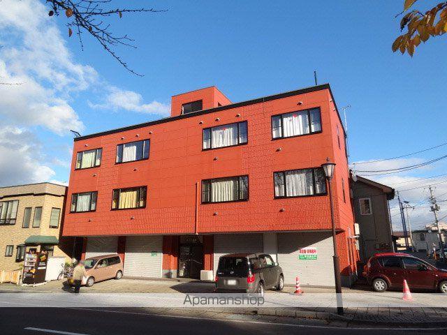 メゾン白銀(1K/3階)