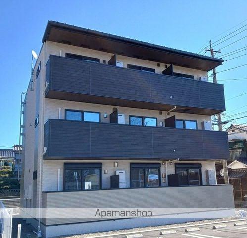 ファミリエ(1K/3階)