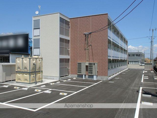 レオパレスフォレステール 千代(1K/3階)