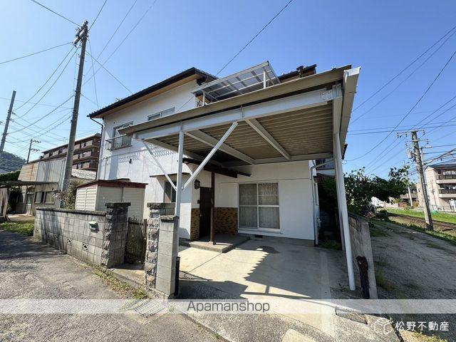 高松琴平電鉄琴平線 三条駅(高松) 徒歩4分 築48年(5DK)