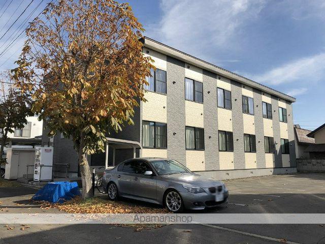 レオパレス西17条(1K/2階)