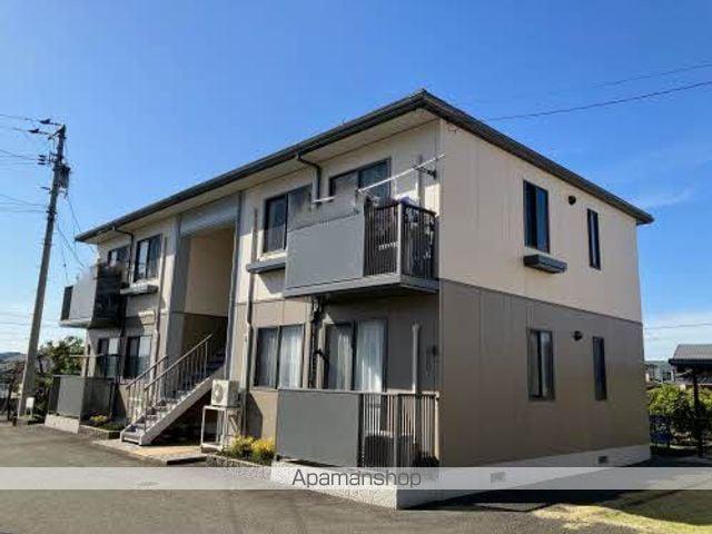 シャーメゾン国領 A棟(2LDK/1階)