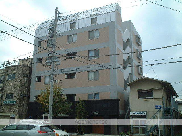 シルバラード(1K/2階)