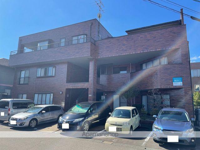 ロイヤルハイネス(3LDK/1階)