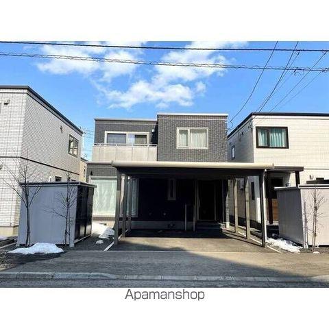 札幌市軌道線 西線11条駅 徒歩13分 築6年(5LDK)