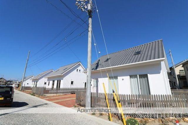 伊予鉄道高浜線 山西駅 徒歩17分 築11年(3LDK)