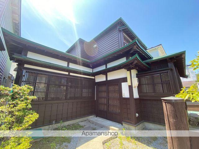 函館市電本線湯川線 末広町駅(函館) 徒歩5分 築101年(3LDK)