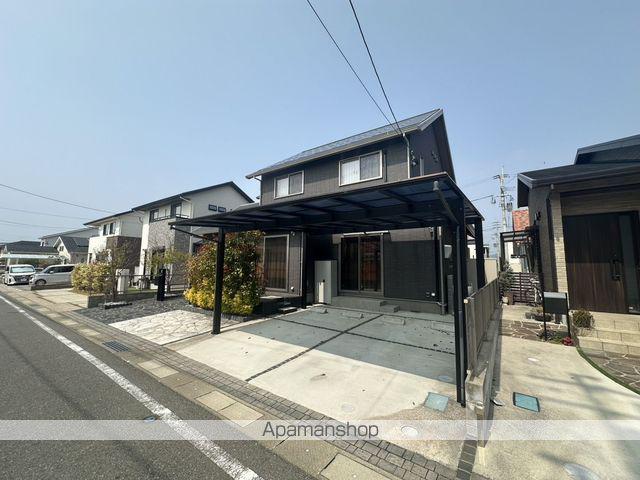 福岡県福津市 築8年(4LDK)