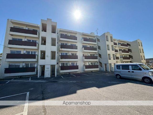 ヴィラナリー善通寺2号棟(3DK/3階)