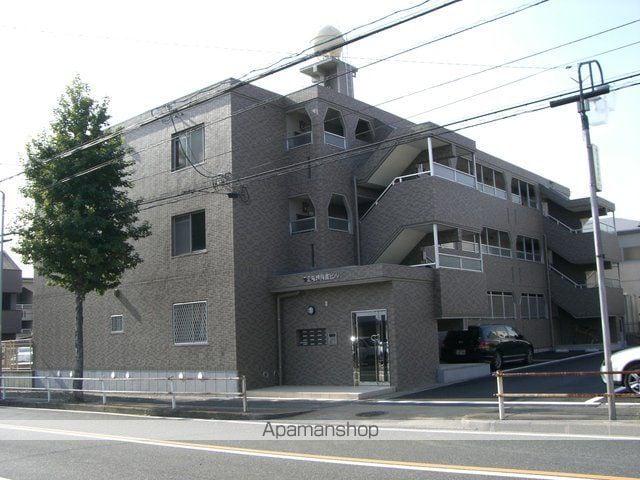 第二宮地興産ビル(2LDK/1階)