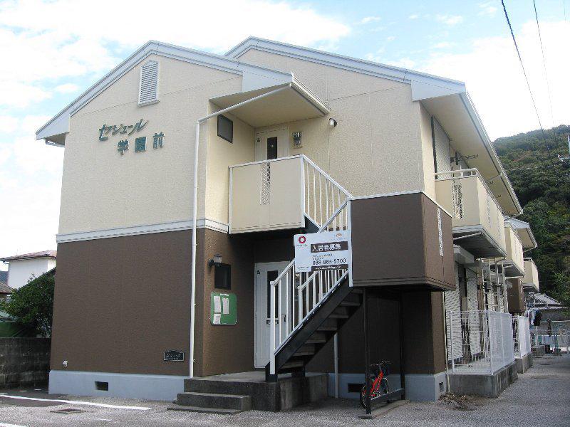 セジュール学園前(2LDK/1階)