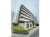 大阪メトロ御堂筋線 江坂駅 徒歩9分 6階建 築16年