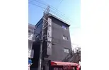 平和マンション