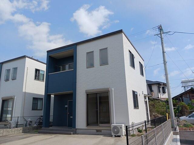 近鉄名古屋線 白子駅 徒歩23分 築13年(3LDK)