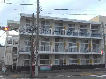 レオパレスUCHIMURA(1K/3階)の外観写真