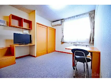 レオパレス花風(1K/2階)の居間写真