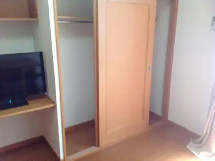 レオパレスKT 静波(1K/1階)の居間写真