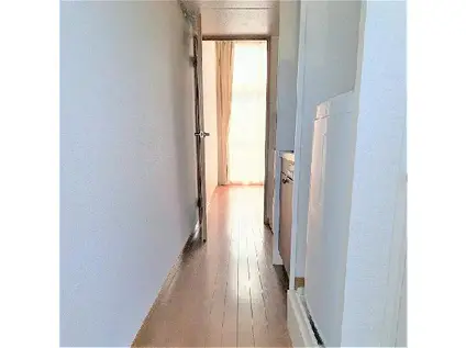 レオパレスK・Sアグリ壱番館(1K/1階)の玄関写真