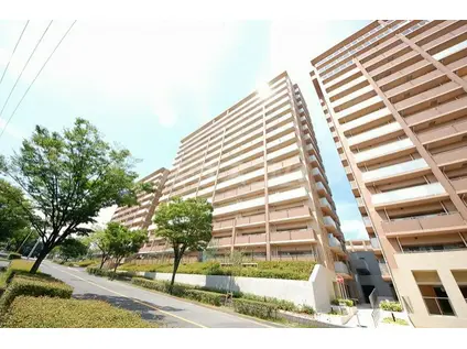 ジオ千里中央スカイコートB棟(3LDK/13階)の外観写真