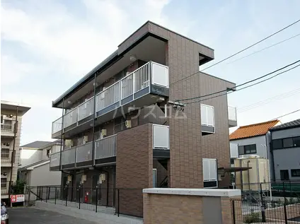 レオパレスポルト(1K/3階)の外観写真