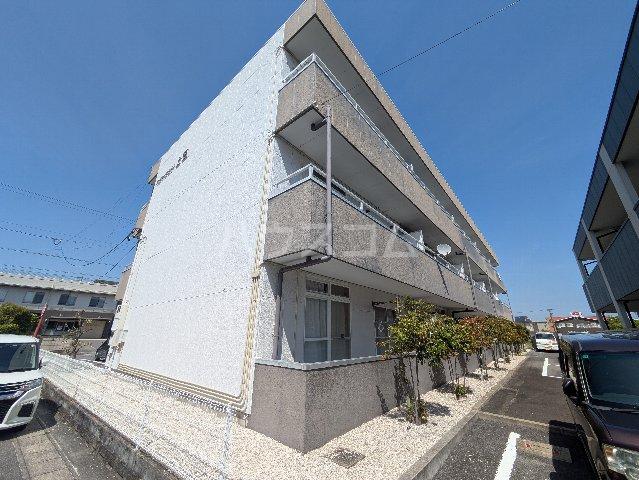 ネヴァランド上里(3DK/3階)