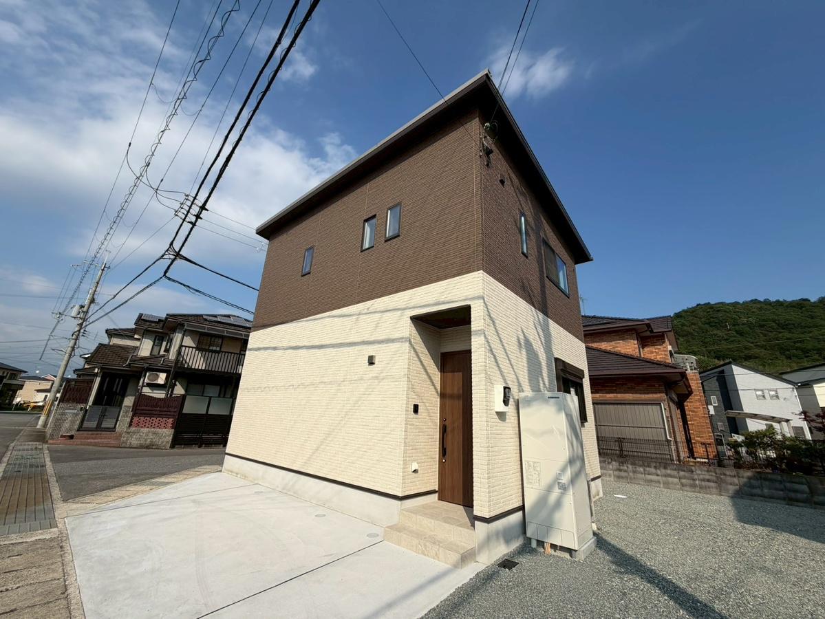山陽本線 東姫路駅 徒歩28分 築1年(3LDK)