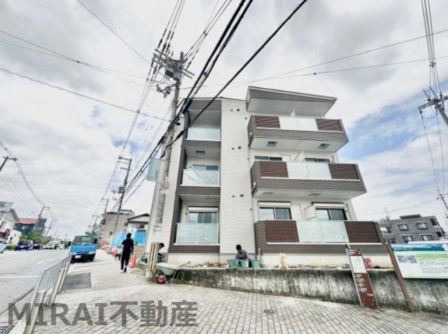 E-HOUSE 羽曳野(2DK/3階)