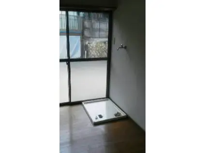 山陽本線 西広島駅 徒歩6分 2階建 築54年(2LDK)の居間写真