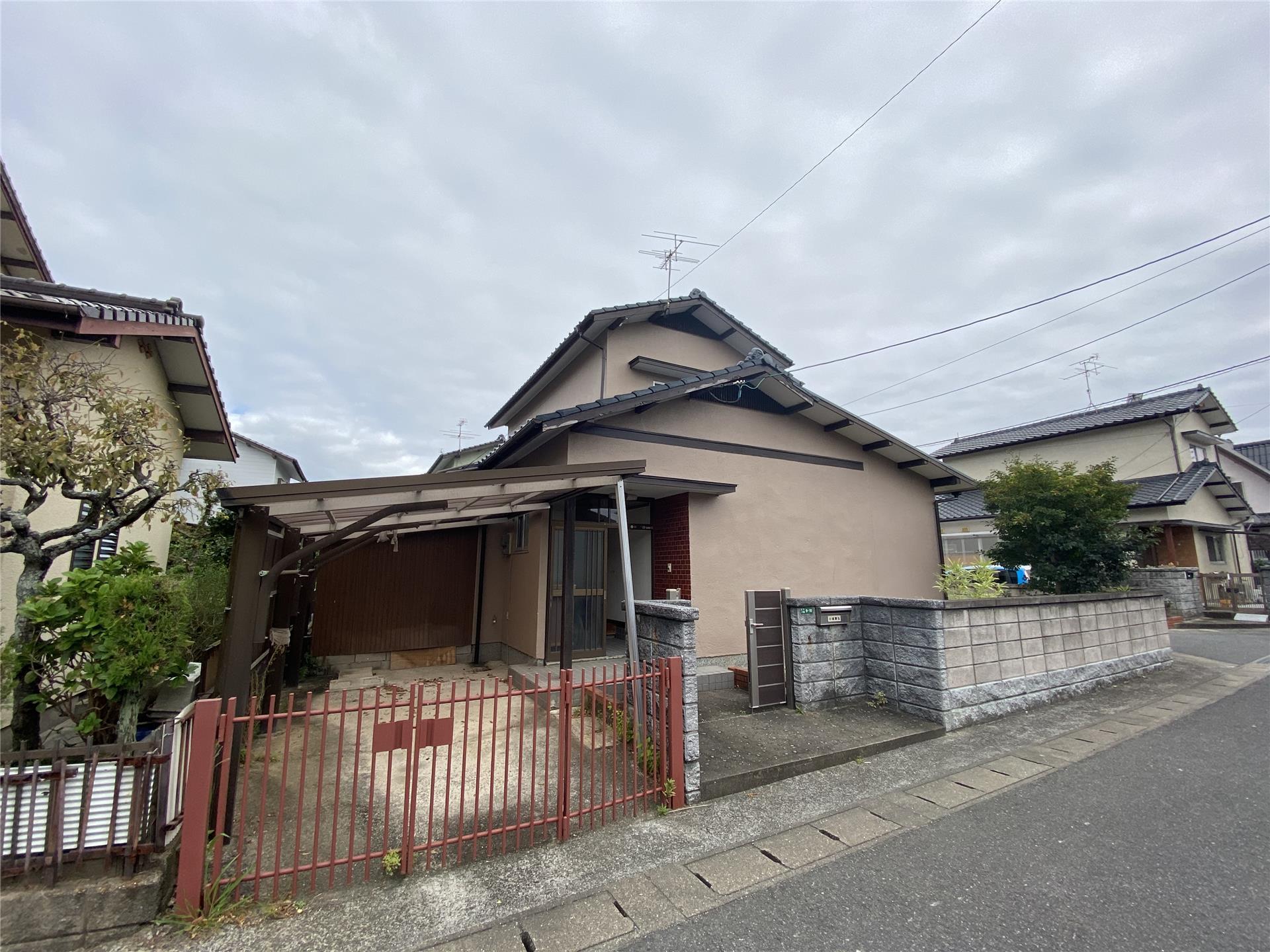 鹿児島本線 遠賀川駅 徒歩26分 築49年(4LDK)
