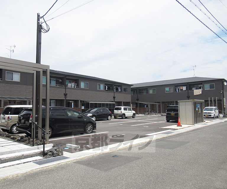 奈良線 木津駅(京都) 徒歩7分 築4年(2LDK/1階)