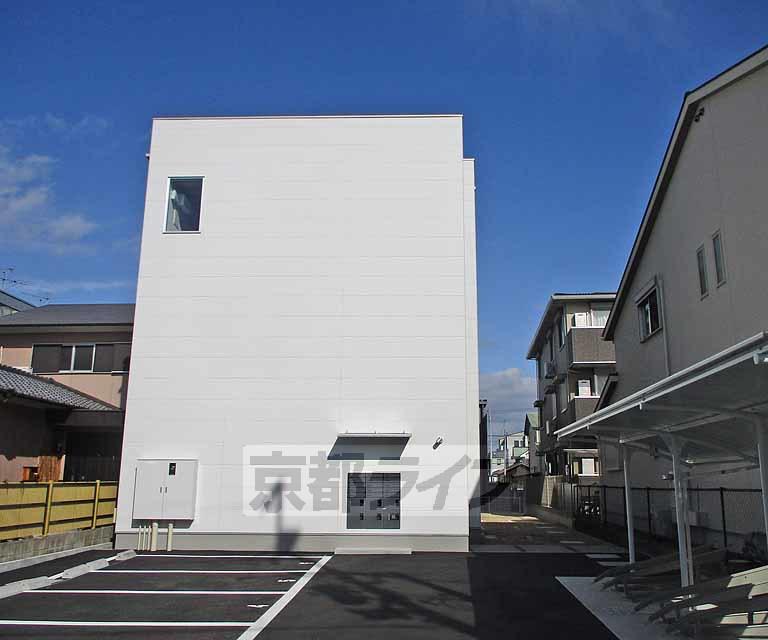 近鉄京都線 小倉駅(京都) 徒歩7分 築3年(ワンルーム/3階)