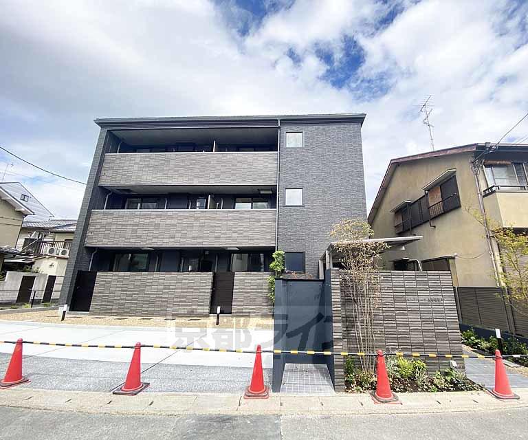 山陰本線 太秦駅(JR) 徒歩12分 築2年(2LDK/1階)