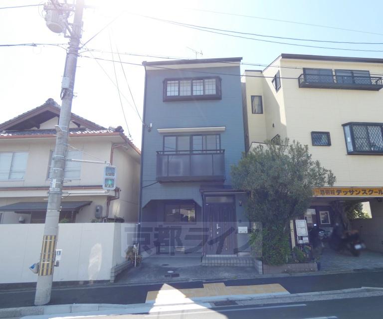 京福北野線 北野白梅町駅 徒歩10分 築32年(4LDK)