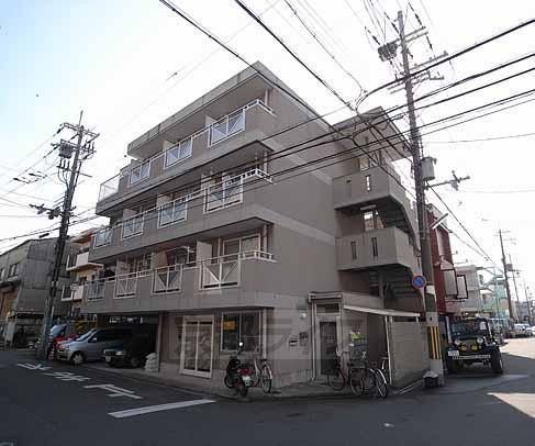 京阪電気鉄道京阪線 龍谷大前深草駅 徒歩7分 築31年(1K/4階)