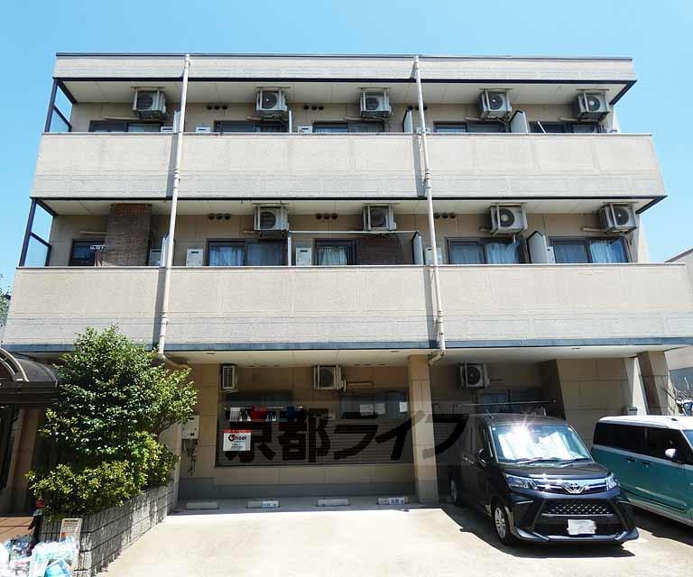 京阪電気鉄道京阪線 丹波橋駅 徒歩12分 築32年(1K/3階)