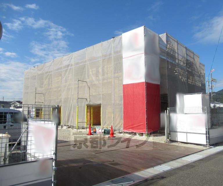 関西本線 加茂駅(京都) 徒歩7分 築2年(1LDK/1階)