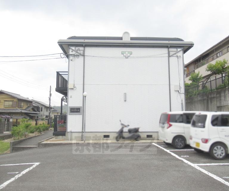 近鉄京都線 木津川台駅 徒歩58分 築32年(2LDK/2階)