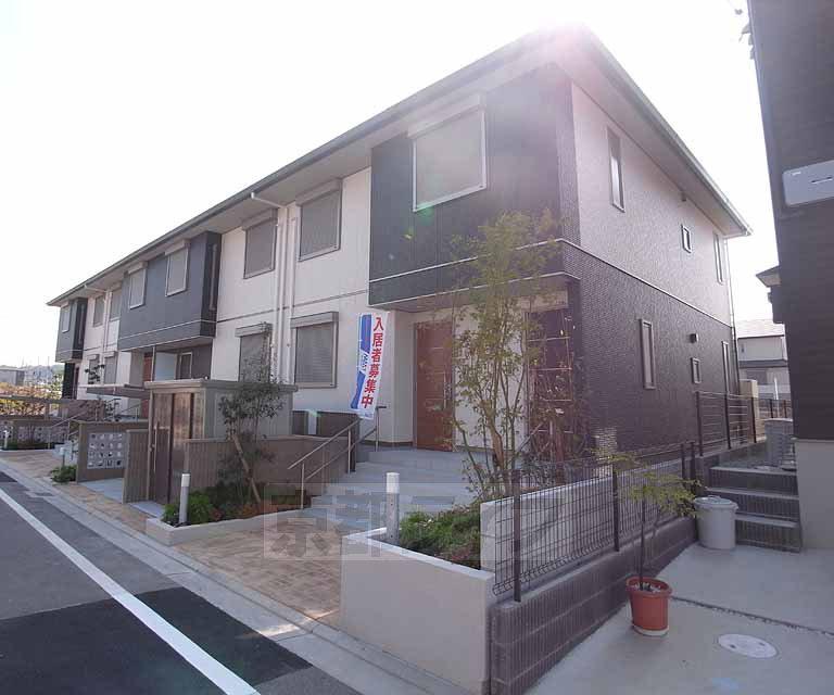 奈良線 木津駅(京都) 徒歩15分 築11年(3LDK/2階)