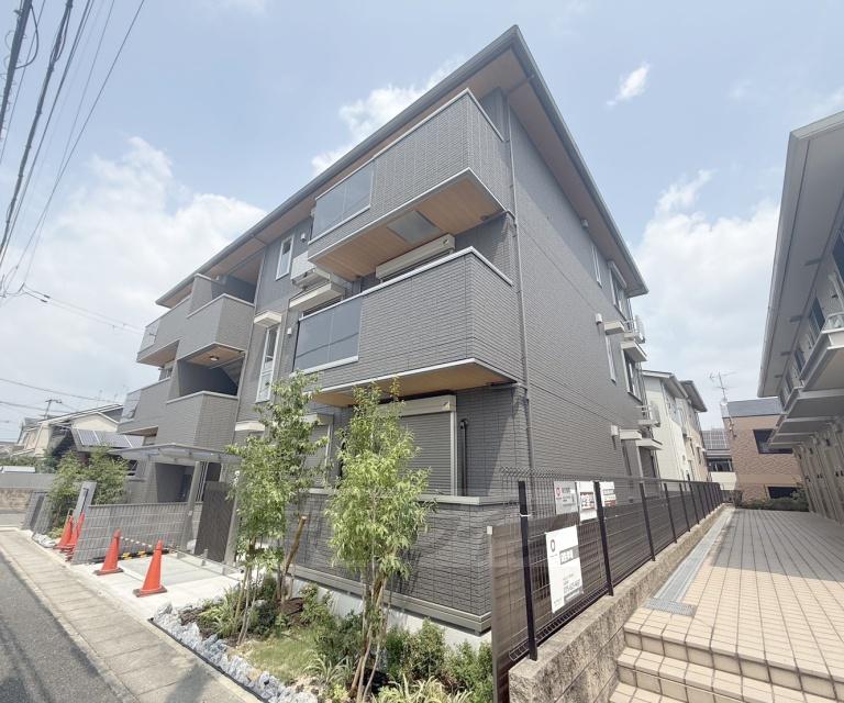 京阪電気鉄道宇治線 六地蔵駅(京阪) 徒歩6分 築1年(3LDK/2階)