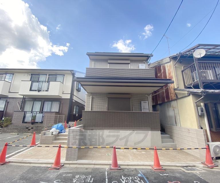 山陰本線 二条駅 徒歩14分 築1年(1K/1階)