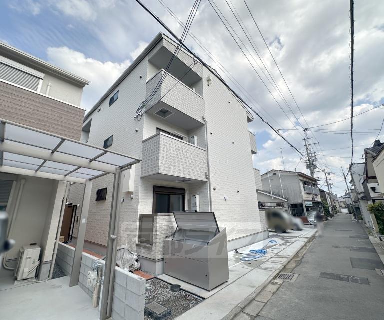 山陰本線 花園駅(京都) 徒歩12分 築1年(1DK/3階)