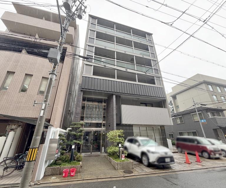 京都市烏丸線 四条駅(京都市営) 徒歩8分 築27年(1K/1階)