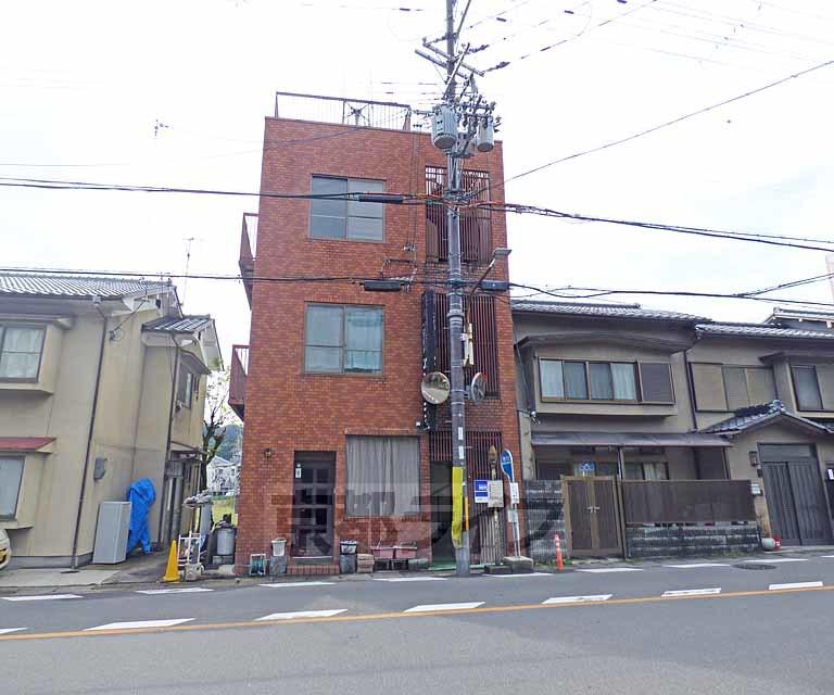サレーヌハイツ(1DK/2階)