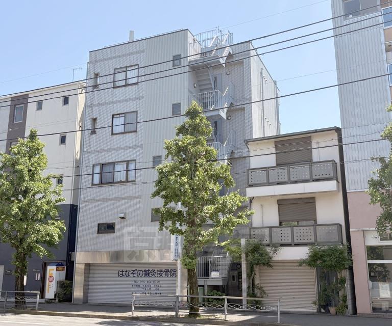 山陰本線 花園駅(京都) 徒歩3分 築33年(1K/5階)