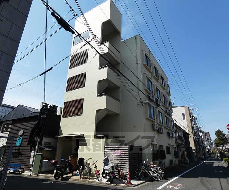 東海道本線 京都駅 徒歩5分 築48年(1K/3階)