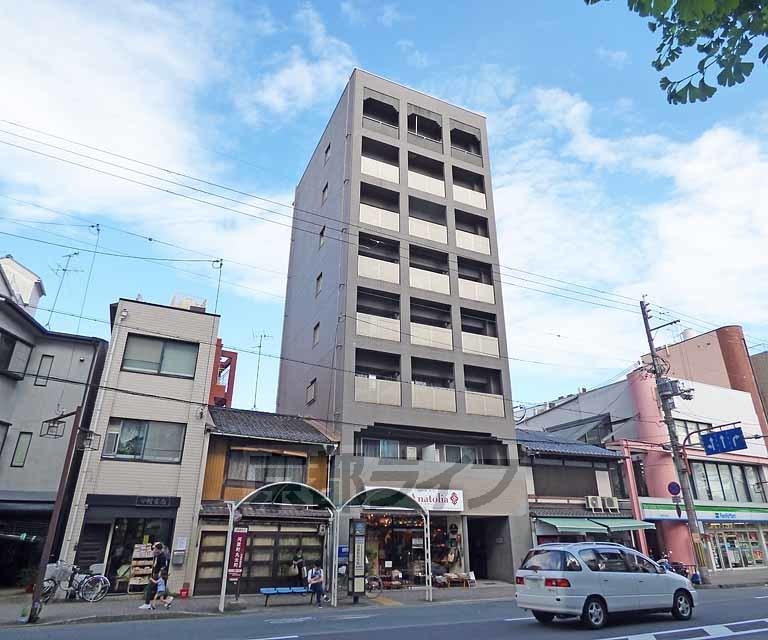 京阪電気鉄道鴨東線 神宮丸太町駅 徒歩5分 築24年(1K/3階)