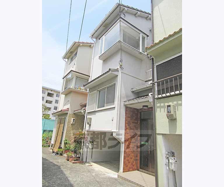 京都市東西線 椥辻駅 徒歩7分 築37年(4LDK)