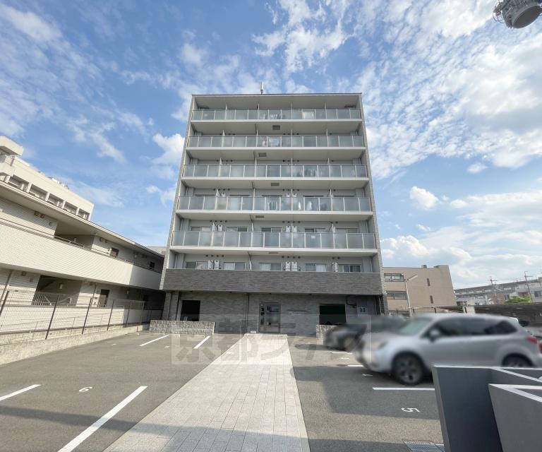 東海道本線 西大路駅 徒歩13分 築7年(1K/3階)