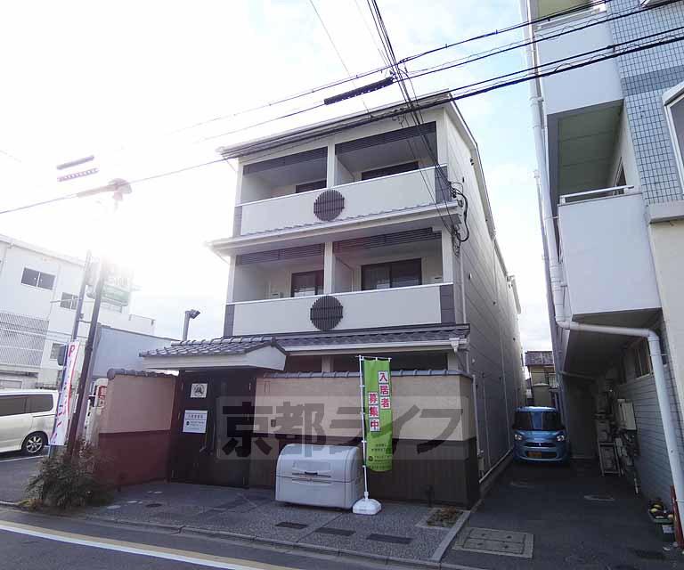 京阪電気鉄道京阪線 墨染駅 徒歩2分 築10年(1K/3階)